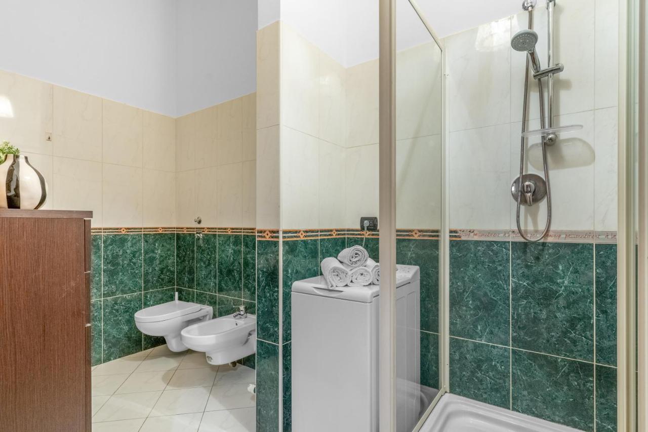 Ca36 - Luxurious Central Apartment - Romantic 米兰 外观 照片